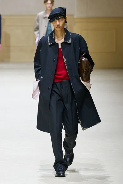 Look 37